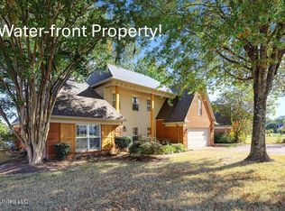 1052 Crosswinds Dr, Hernando, MS 38632