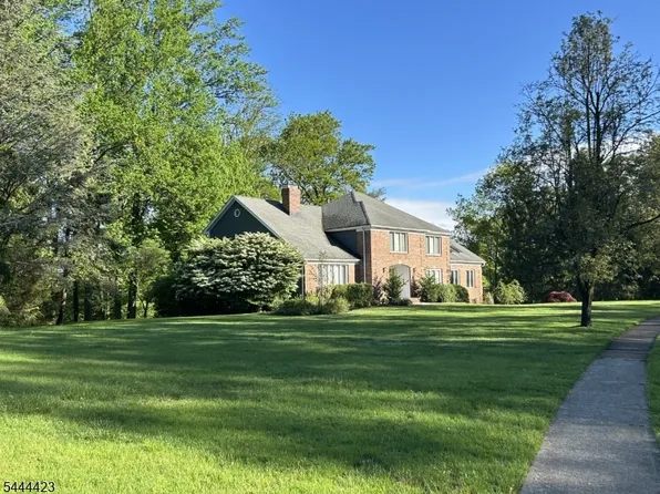 64 Nicole Dr, Denville Twp., NJ 07834