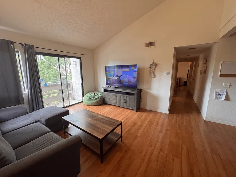 22800 Hilton Head Dr #302 — Photo 4