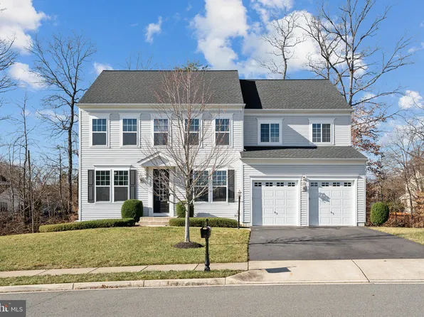 3304 Soaring Cir, Woodbridge, VA 22193