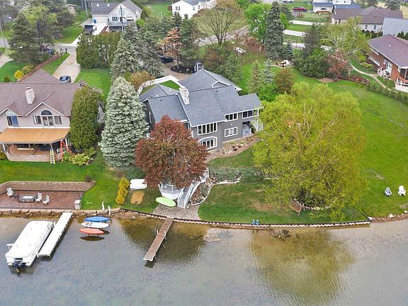 4th image of 11616 Bradley Dr
