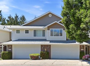 1405 NE 166th Ct #16, Shoreline, WA 98155
