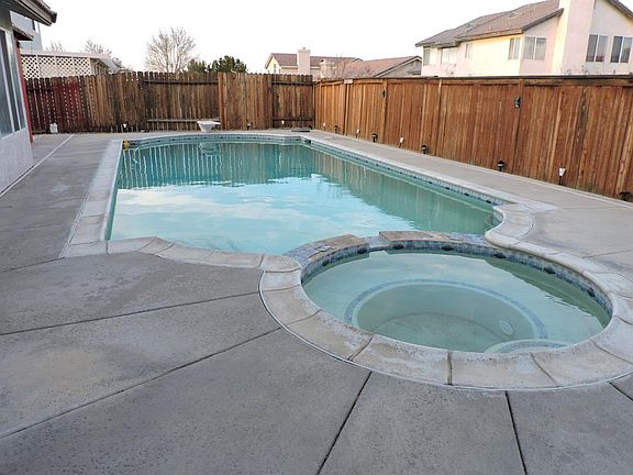 3rd image of 13251 Stanford Dr