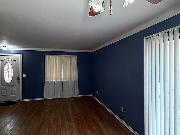 4th image of 15513 Dupage Blvd