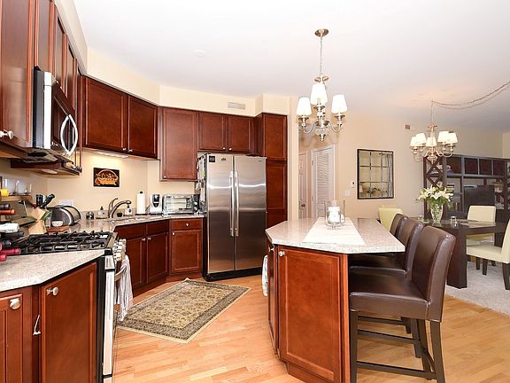 4th image of 8822 W Brookfield Ave #607