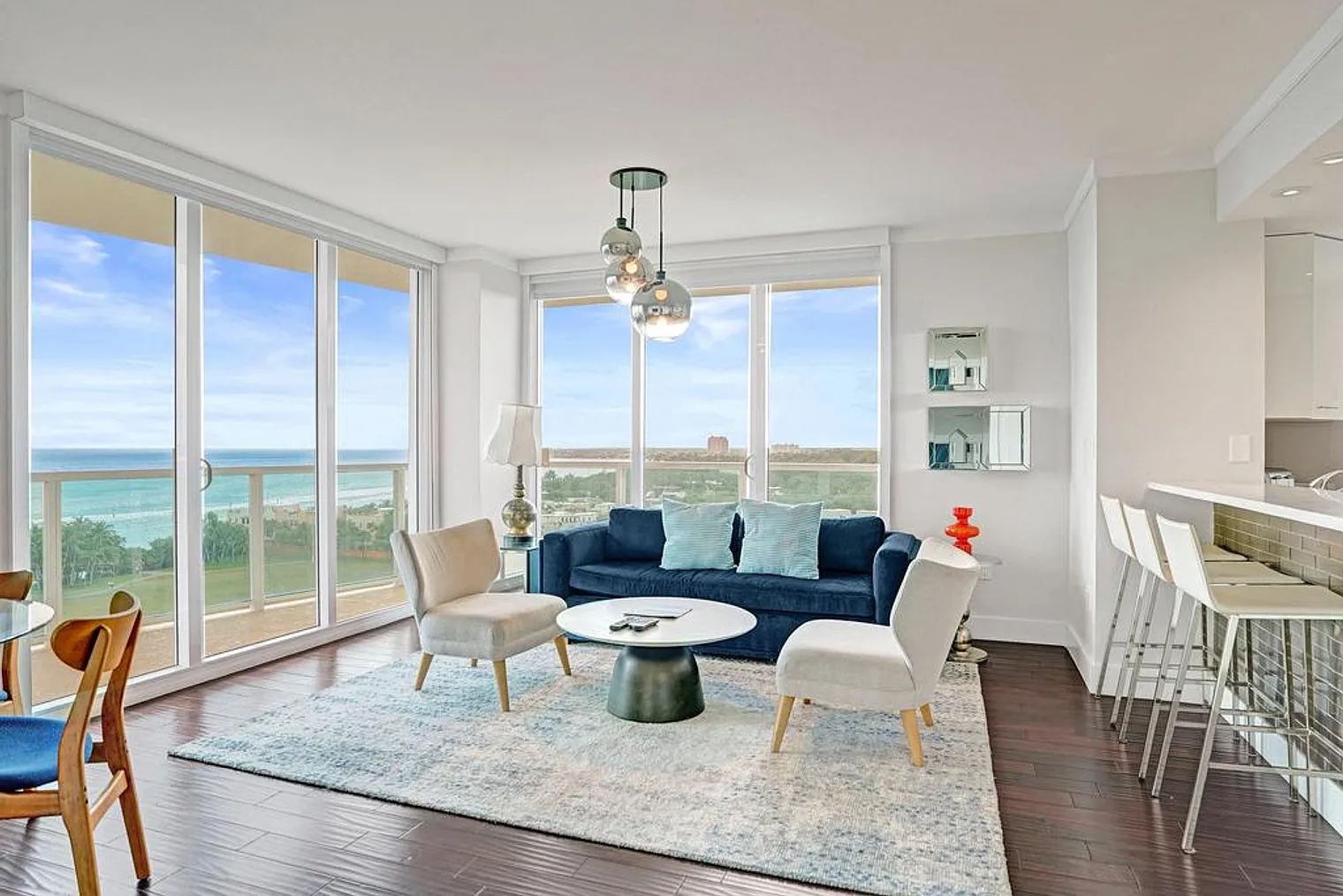 2 bed, 2.0 bath, $8,385 — Photo 4
