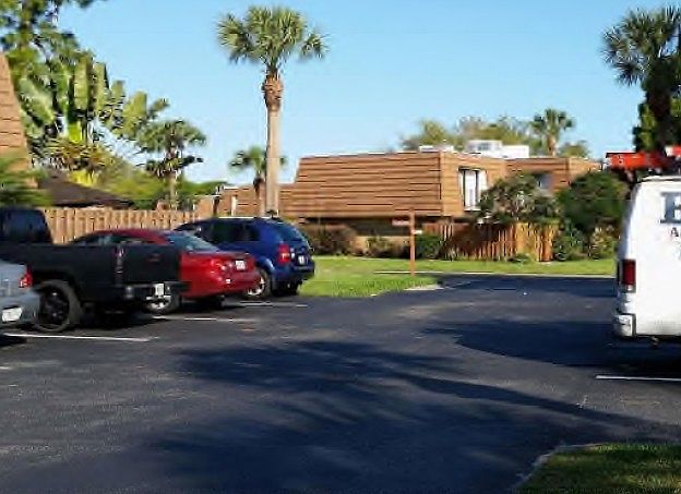 2nd image of 2311 Joshua Dr NE