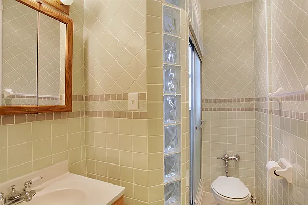 Sold by Corcoran | media 22