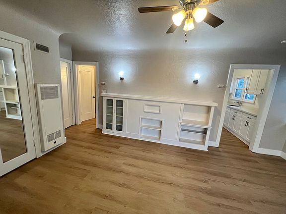 3rd image of 1421 1/2 N Obispo Ave #1421-1/2