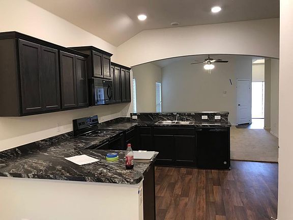 3rd image of 1520 Glen Garden Dr