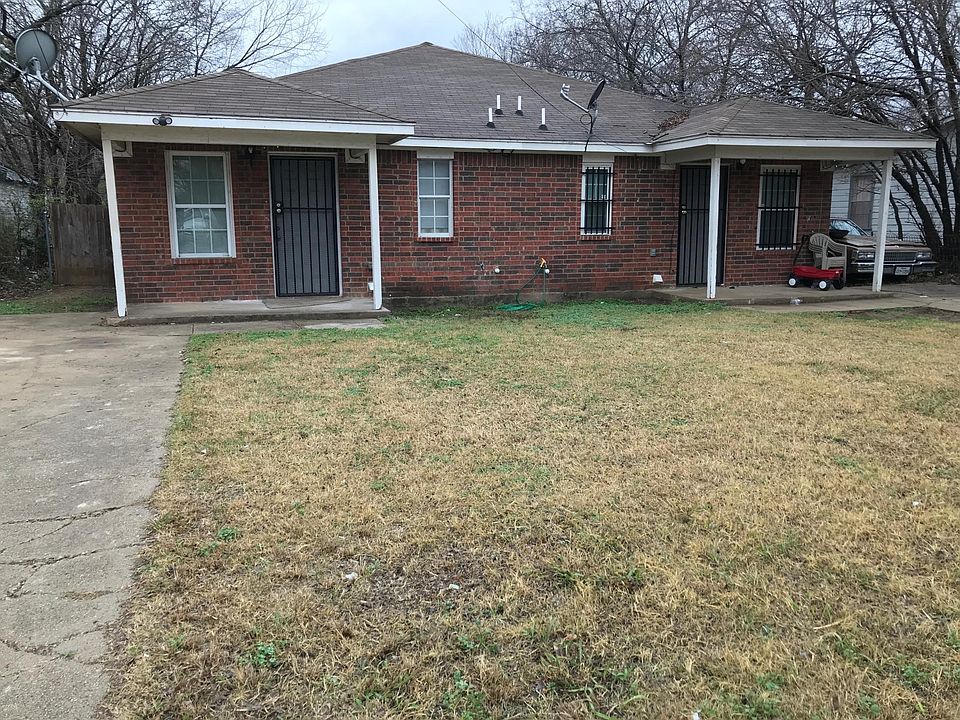 Front of duplex
