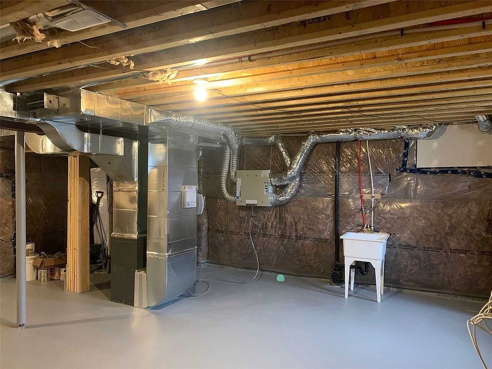 1st image of 209 Jim Mortson Dr