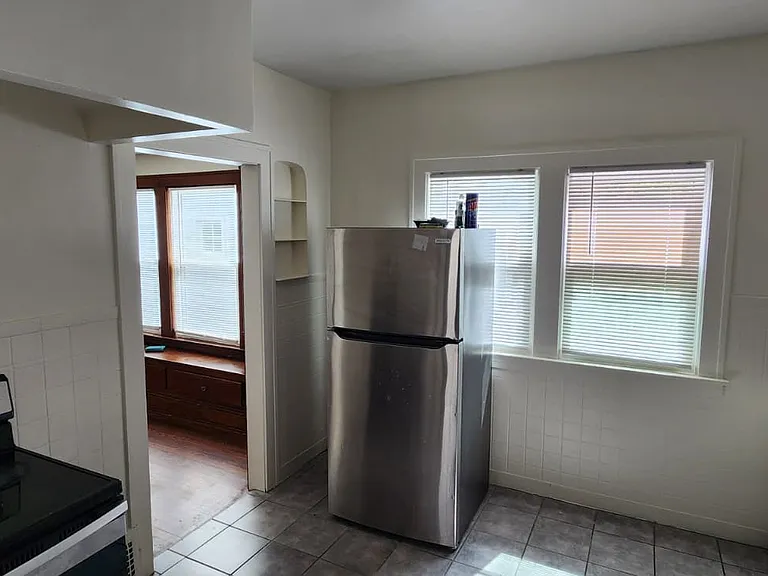 10705 Saint Mark Ave — Photo 22