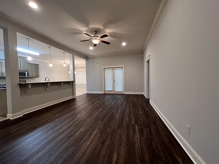 7700 Kari Ln — Photo 3