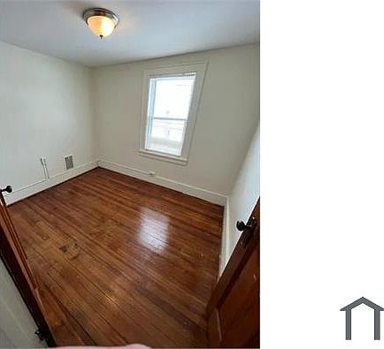 5th image of 116 Burrows St