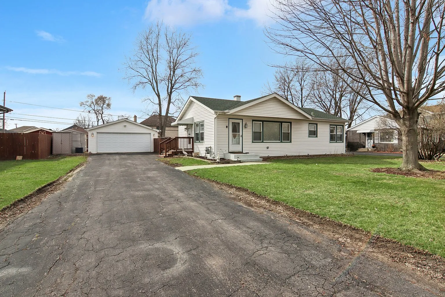 7416 S Thomas Ave photo 1