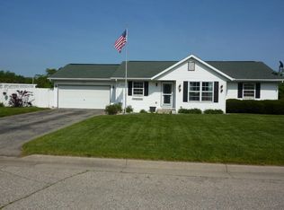 3600 Birdsong Ln, Janesville, WI 53548