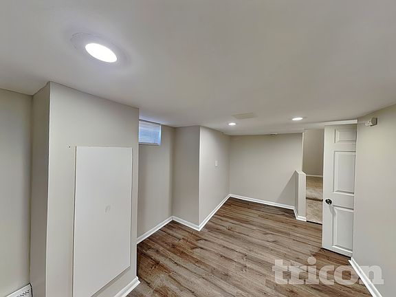 4th image of 13516 Grand Ave