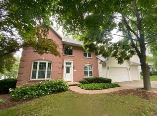 501 Castlebury Ln, Appleton, WI 54913