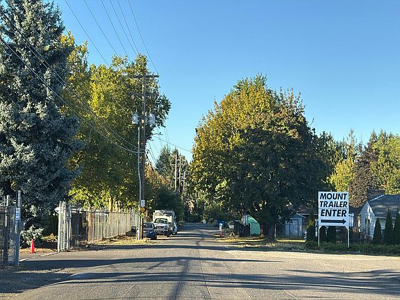 5th image of 6536 NE 63rd Ave