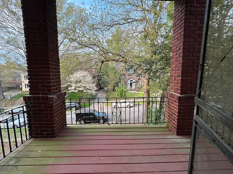 1215 Virginia Ave NE #3 — Photo 13