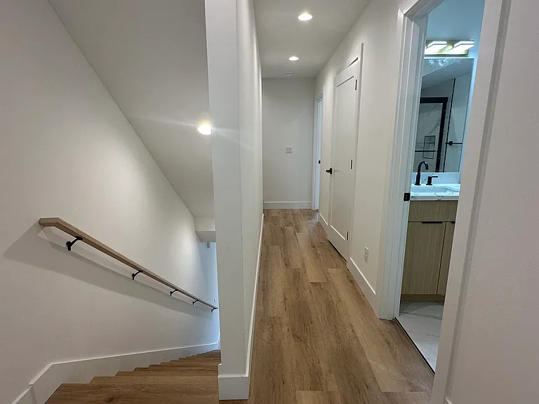 4318 SW Holly St — Photo 30