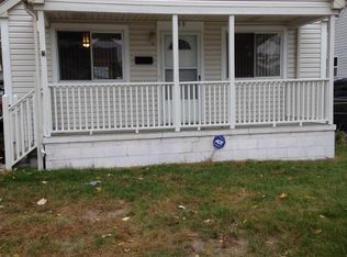 899 E Rowland Ave, Madison Heights, MI 48071