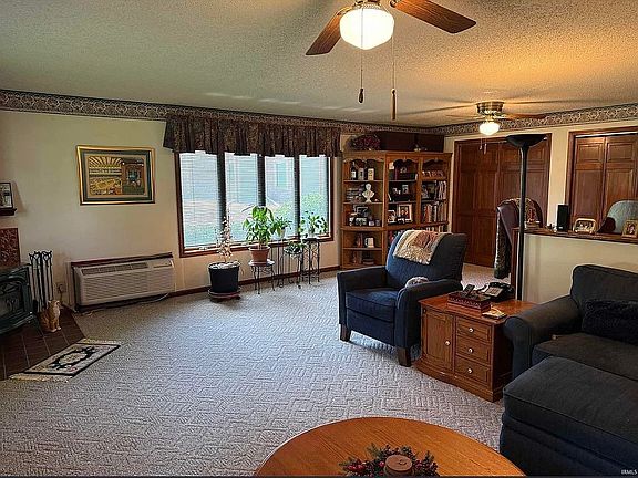 3rd image of 2807 Avondale Rd