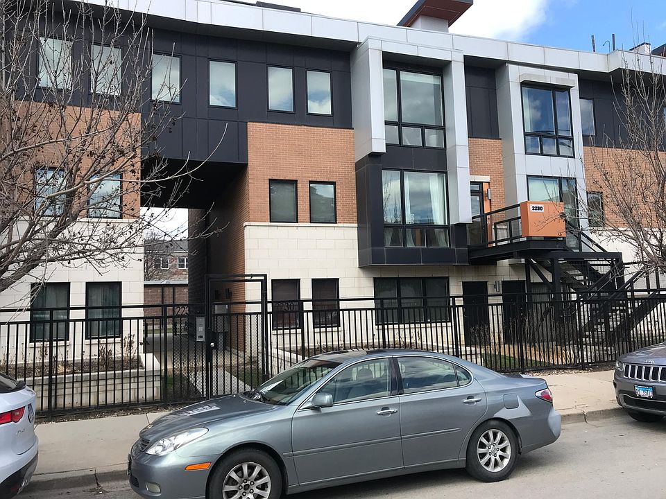 1st image of 2234 W Madison St Unit 101