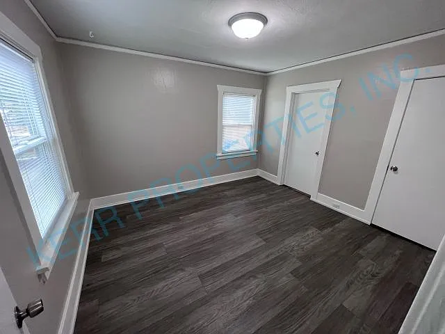 1420 NE 53rd Ave — Photo 8