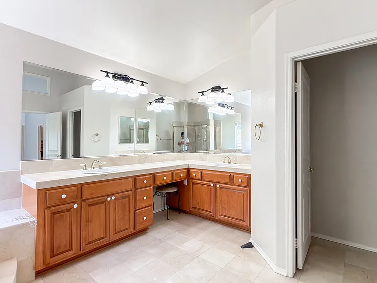 1775 Red Robin Pl — Photo 28