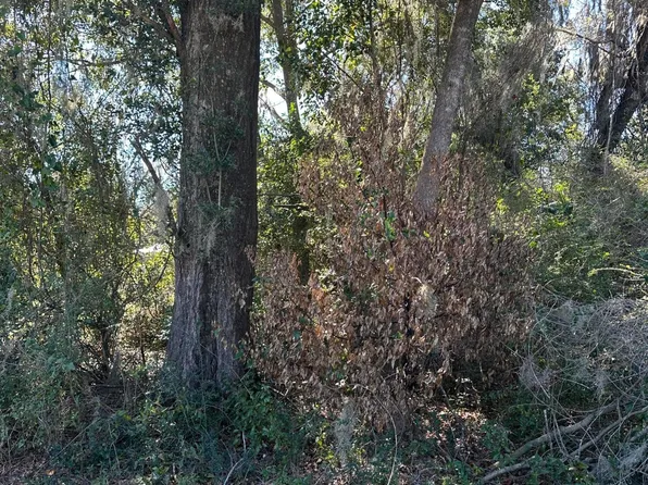 School St, Milton, FL 32583