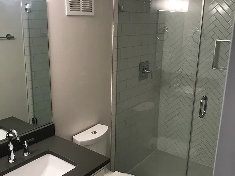 1829 California St NW #103 — Photo 8