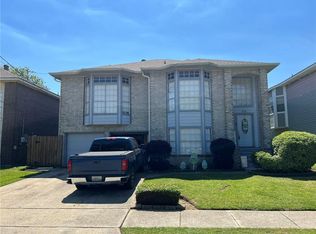 46 Robert Rd, Waggaman, LA 70094