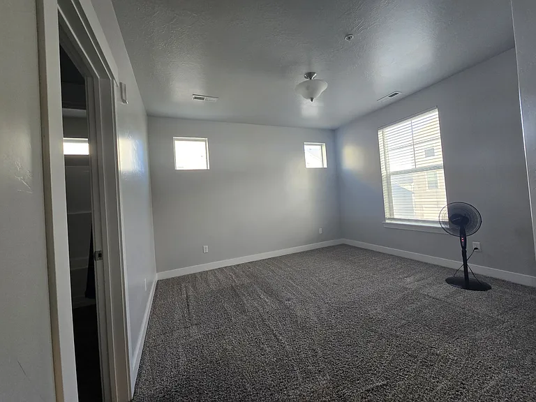 14708 S Astin Ln #203 — Photo 13