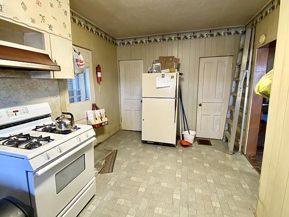 5th image of 507 Jackson St