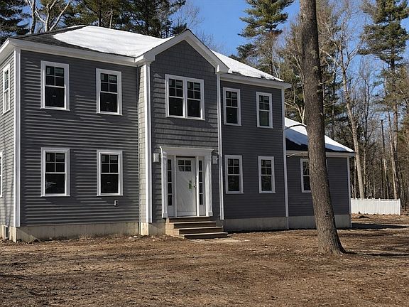 3rd image of 6 Irish Ln