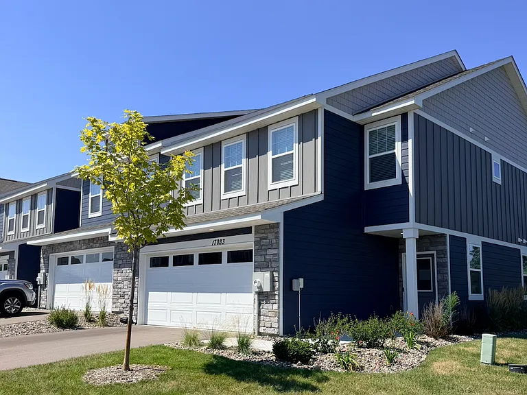 17033 Dysart Pl — Photo 1