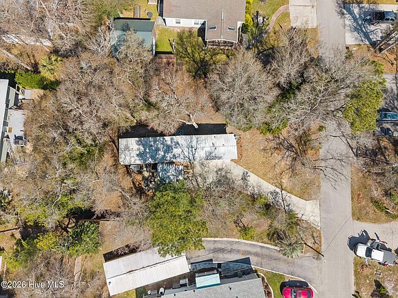 5th image of 315 Miller Street
