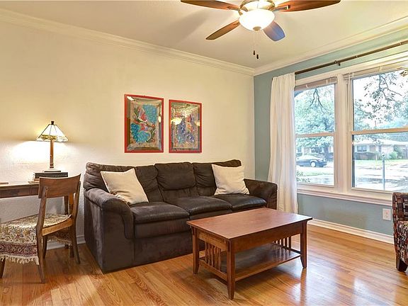 4th image of 1600 Southwood Blvd