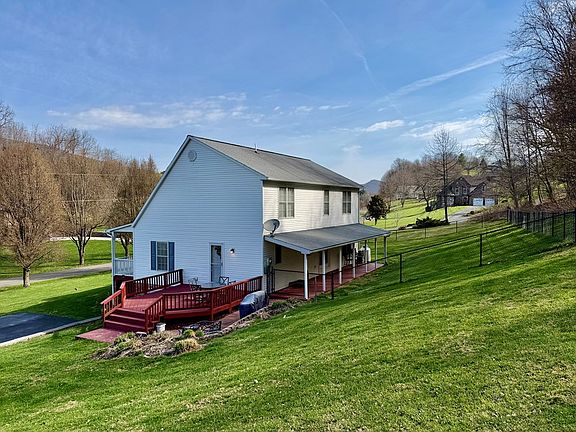 5th image of 384 Sunset Rd