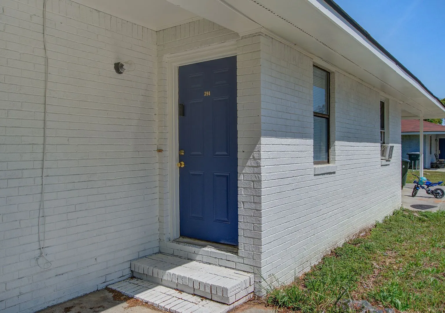 Silkwood Apartments — Photo 3