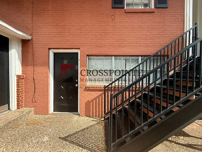 1 bed, 1.0 bath, 543 sqft, $995 — Photo 1