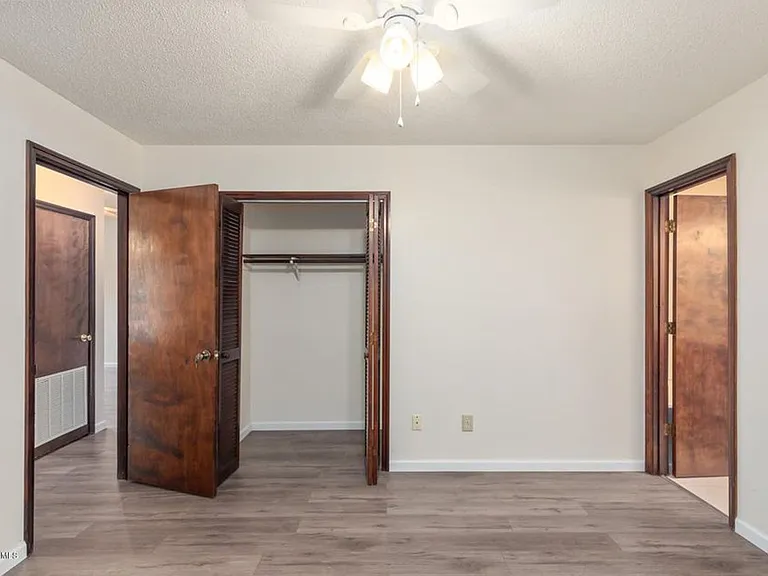 1041 Spring Villa Dr — Photo 19