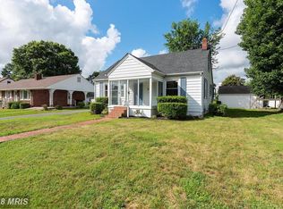 120 Ridgeway St, Fredericksburg, VA 22401