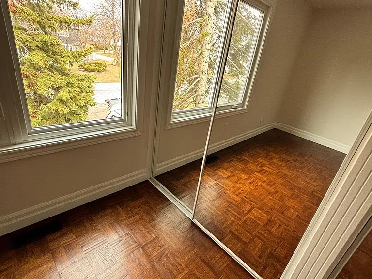 19 Jasper Cres #UPPER — Photo 19