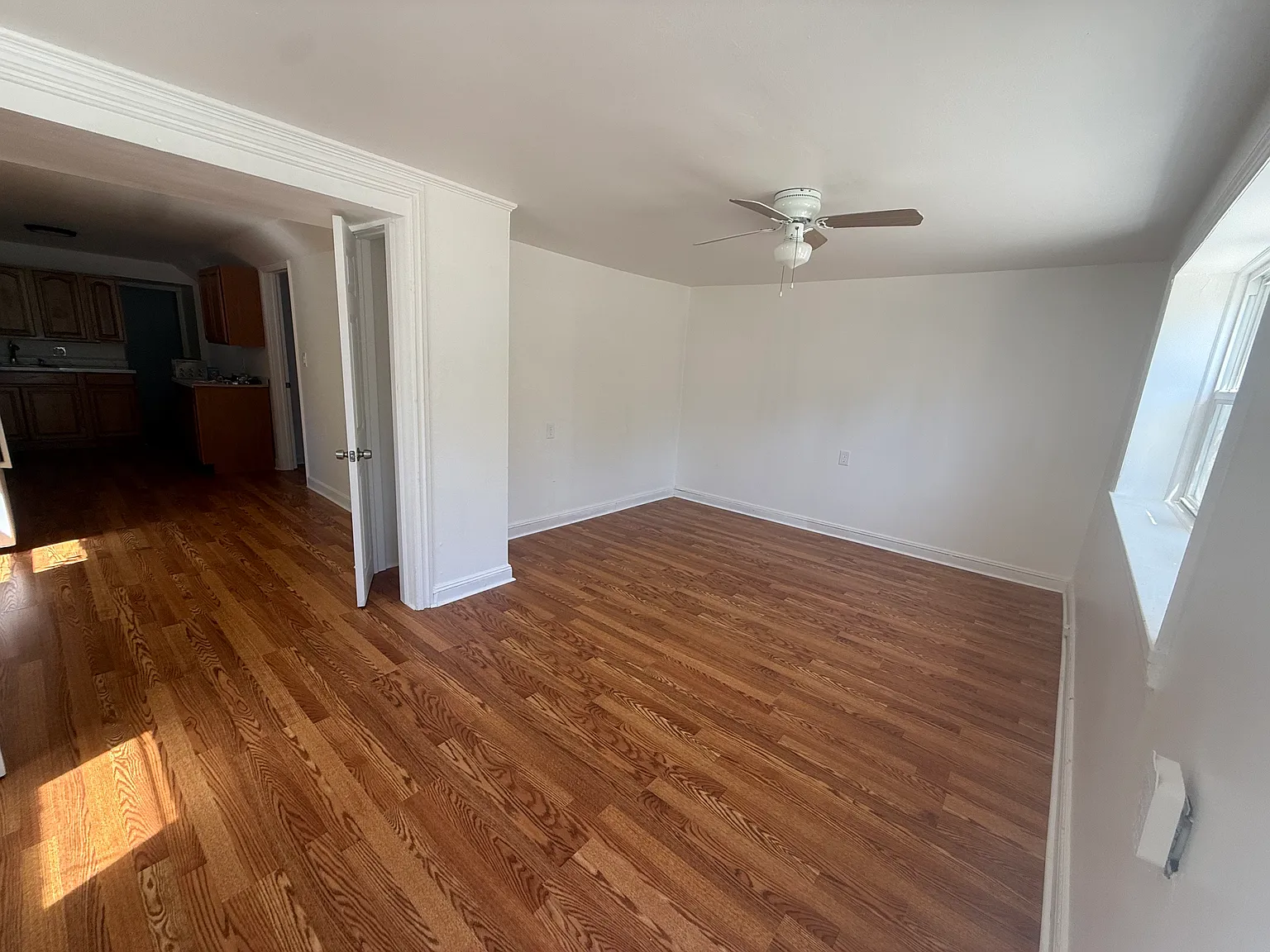 2 bed, 1000 sqft, $2,600 — Photo 3