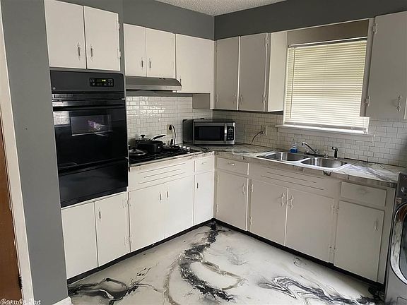 4th image of 7305 Kentucky Ave