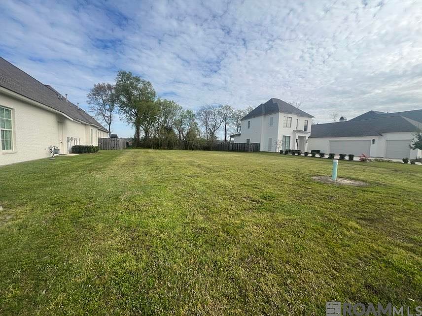 2nd image of 2066 Tiger Crossing Dr