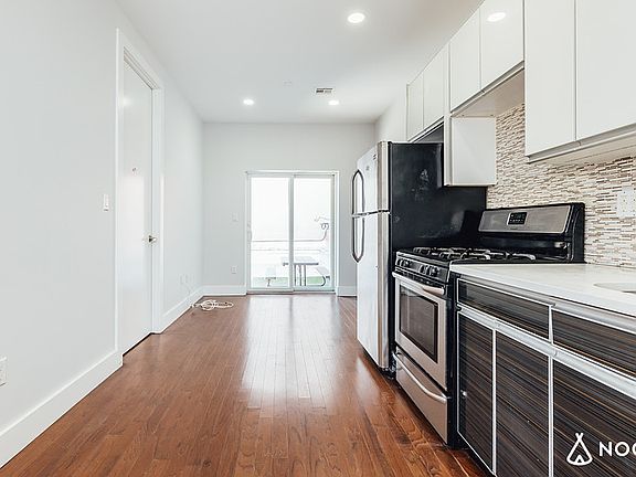 2nd image of 1350 Myrtle Ave #2D